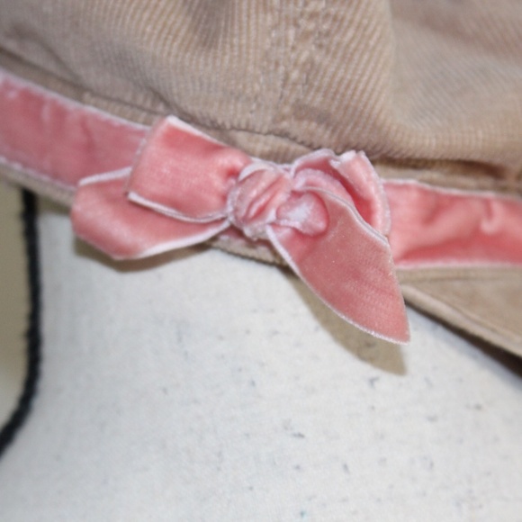 OshKosh B'gosh, Tan Corduroy Newsboy Cap with Pink Band hat - Picture 9 of 9
